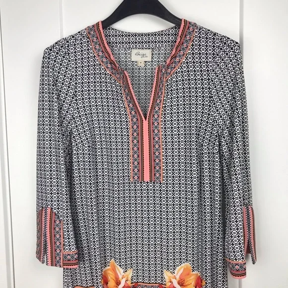 Beige by ECI medium 3/4 sleeve floral dress - Picture 2 of 8